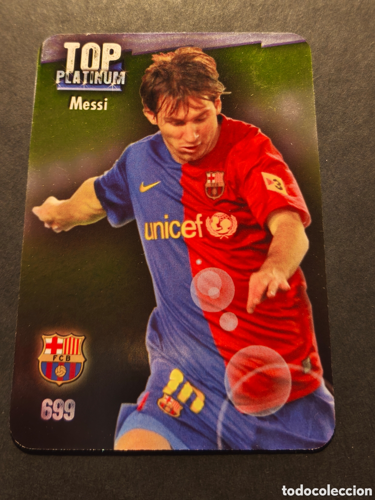 Football Stickers: N&ordm; 699 MESSI TOP PLATINUM FC BARCELONA MUNDICROMO 2009 VERSI&Oacute;N FONDO BRILLO