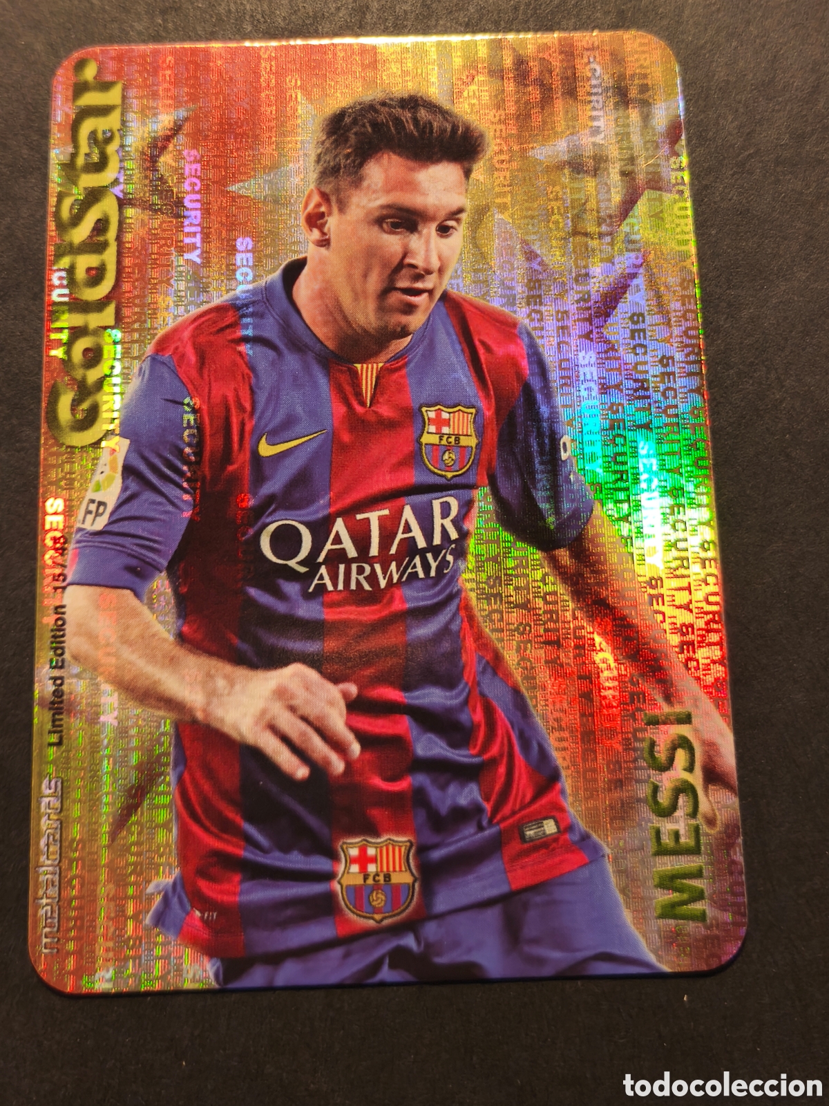 Football Stickers: MESSI GOLDSTAR FC BARCELONA MUNDICROMO 2015 VERSI&Oacute;N FONDO SECURITY