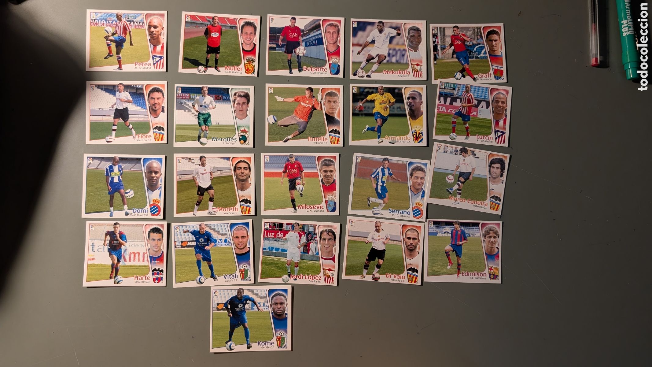 Cromos de F&uacute;tbol: LOTE 21 COLOCAS Y FICHAJES DIFERENTES LIGA ESTE 2004/05 04 05 NUNCA PEGADOS SIN PEGAR