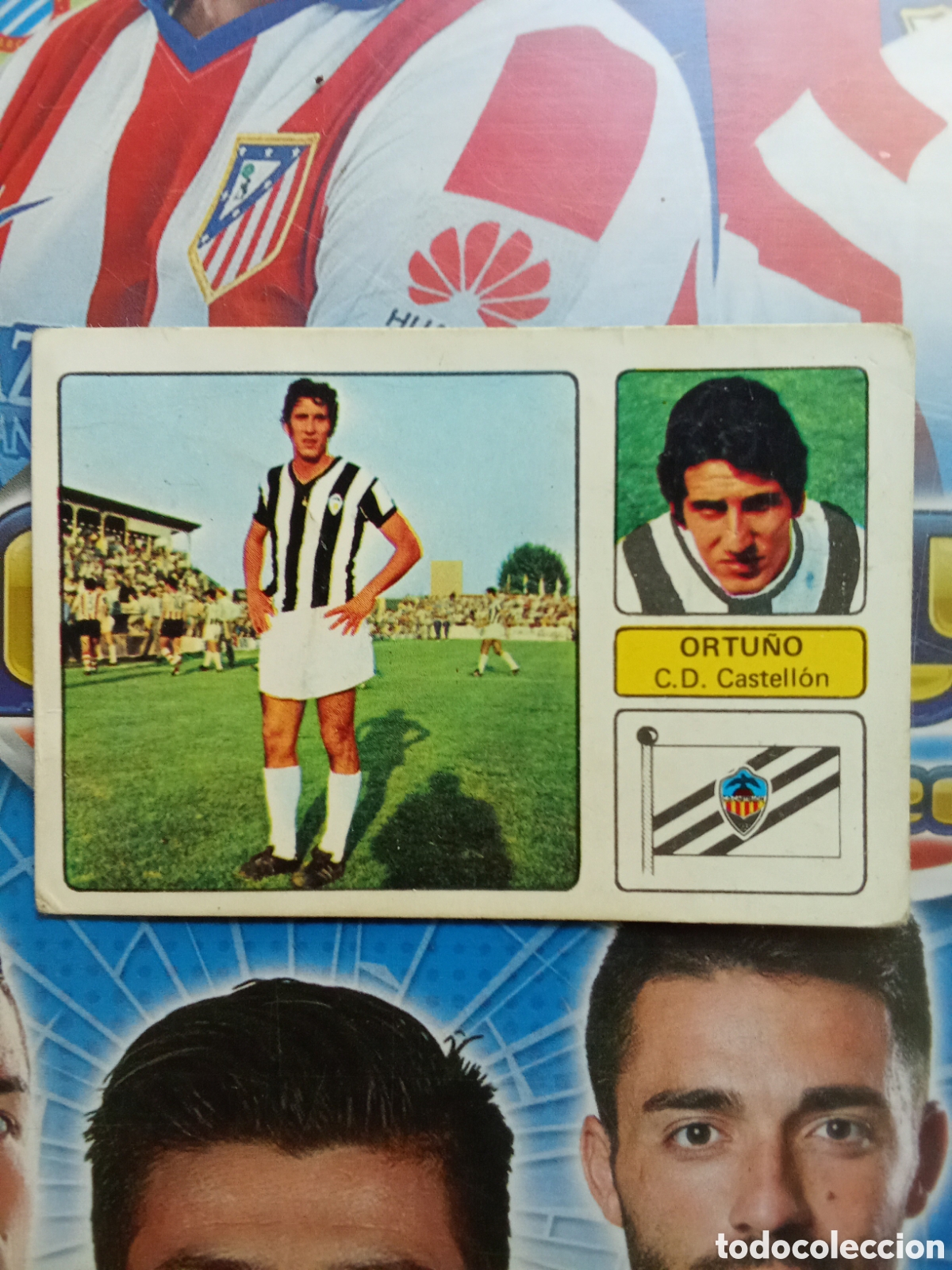 Football Stickers: CROMO FUTBOL ORTU&Ntilde;O C.D. CASTELL&Oacute;N DOBLE IMAGEN LIGA FHER 1973 1974 73-74 DESPEGADO