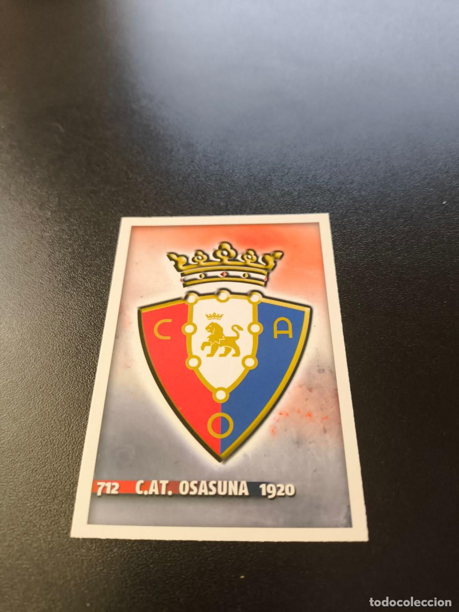 Cartes &agrave; collectionner de Football: 712 ESCUDO OSASUNA MUNDICROMO LIGA 2014 2015 PLATINUM NO PANINI ESTE