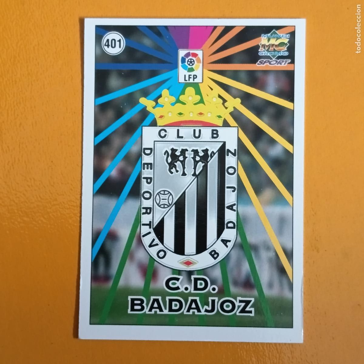 Cromos de F&uacute;tbol: 401 ESCUDO/PLANTILLA. C.D. BADAJOZ. LAS FICHAS DE LA LIGA 98-99. MUNDICROMO