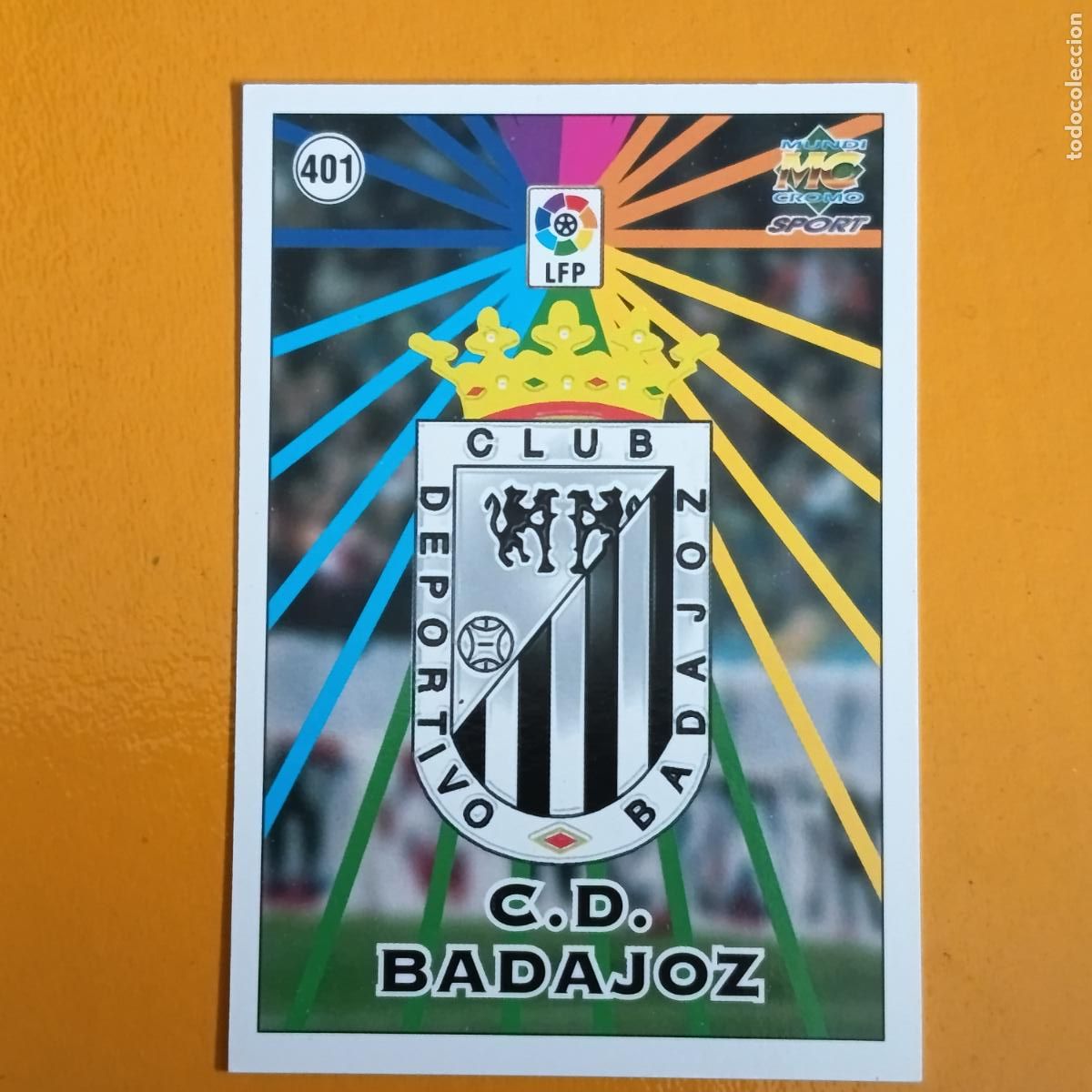 Cromos de F&uacute;tbol: 401 ESCUDO/PLANTILLA. C.D. BADAJOZ. LAS FICHAS DE LA LIGA 98-99. MUNDICROMO