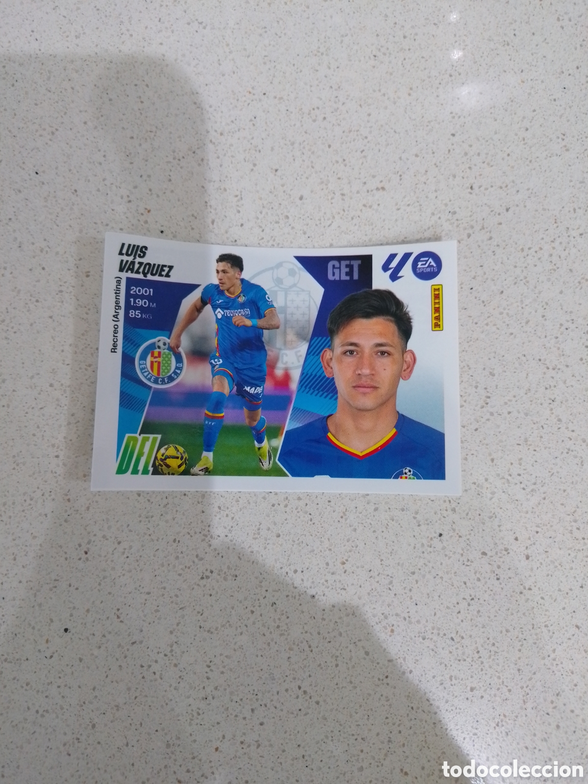 Football Stickers: CROMO N&Uacute;MERO 18 LUIS V&Aacute;ZQUEZ GETAFE. MERCADO DE INVIERNO LIGA ESTE 25/26.