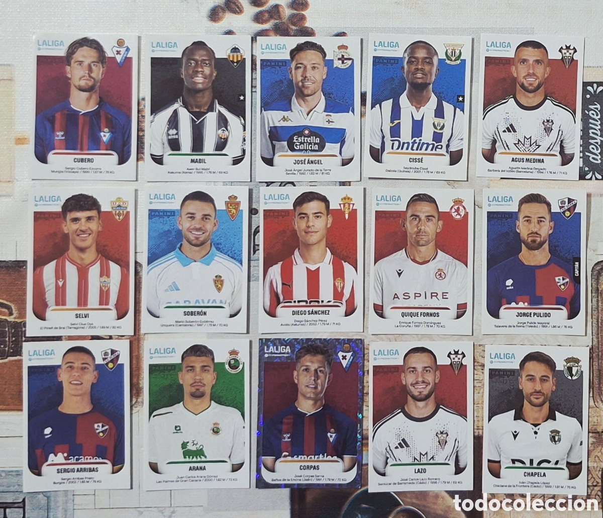Cromos de F&uacute;tbol: Lote 16 cromos - LIGA HYPERMOTION 2025 2026 SEGUNDA DIVISION 25 26