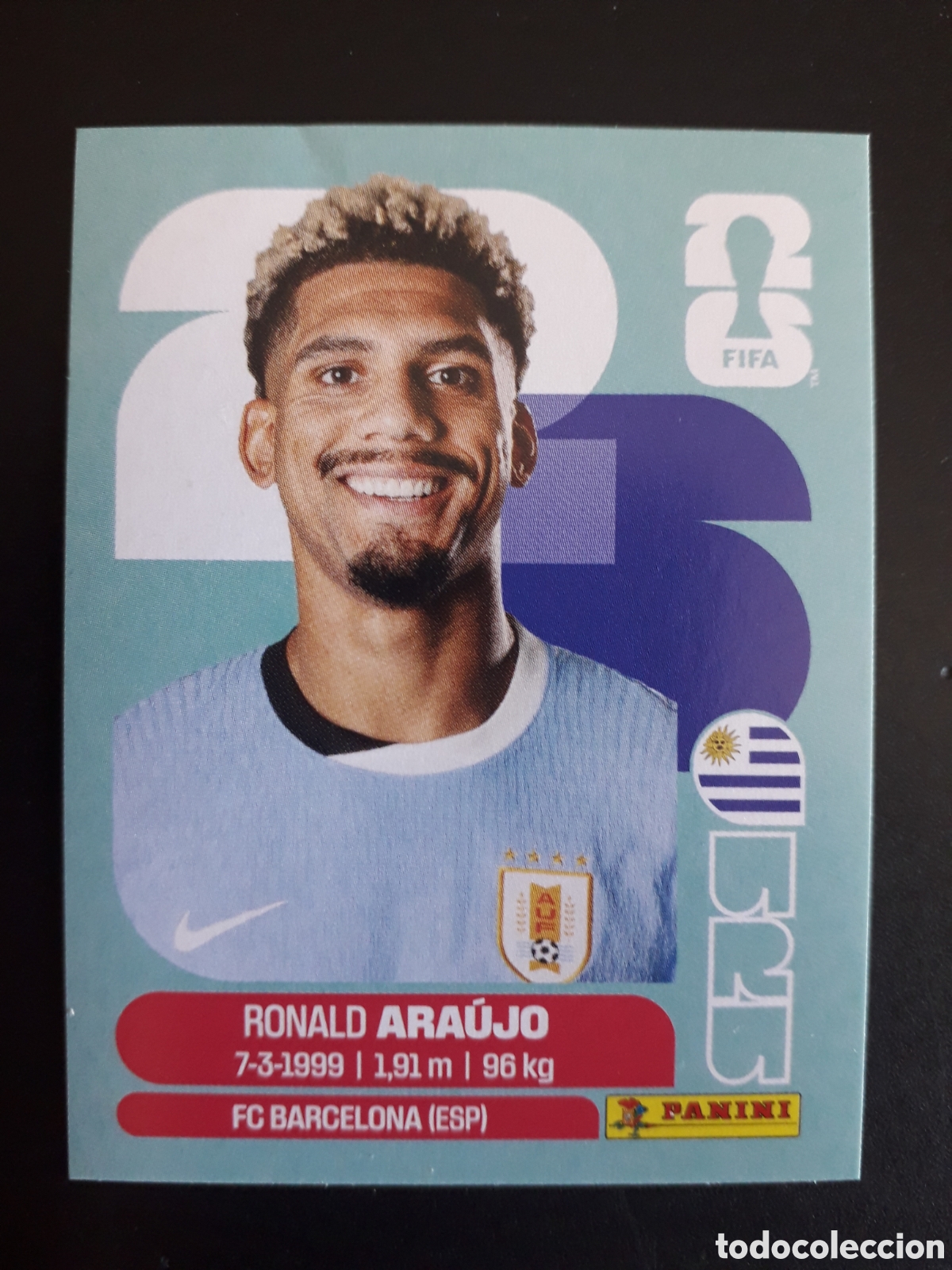 Cromos de F&uacute;tbol: RONALD ARA&Uacute;JO URUGUAY URU 4 MUNDIAL F&Uacute;TBOL 2026 FIFA WORLD CUP PANINI SIN PEGAR PEDIDO M&Iacute;NIMO 3&euro;