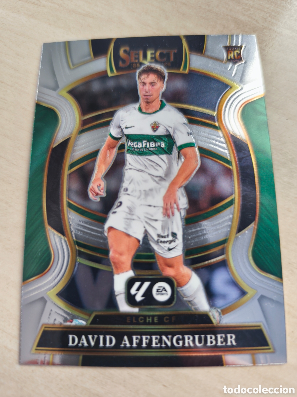 Cromos de F&uacute;tbol: 2025-26 Panini Select La Liga Soccer Elche CF DAVID AFFENGRUBER Num.86 Terrace