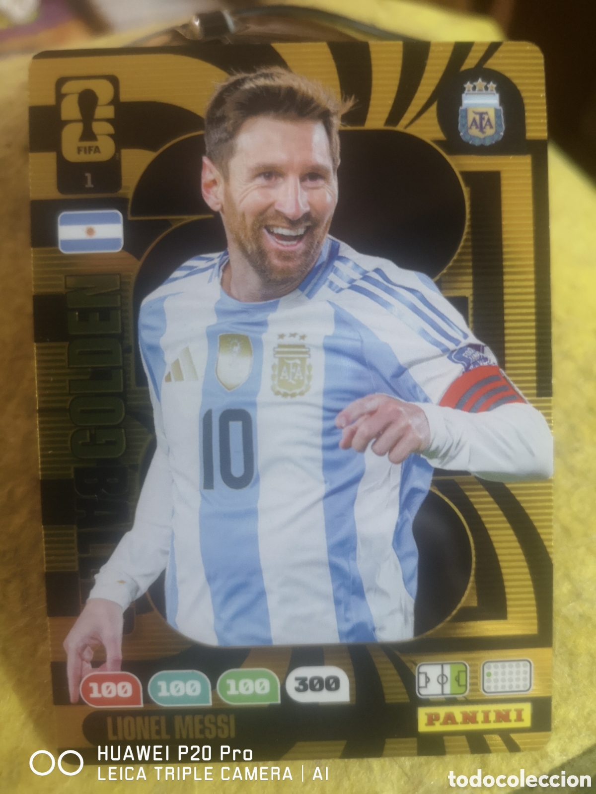 Cartes &agrave; collectionner de Football: LIONEL MESSI ADRENALYN FIFA WORLD CUP 2026 GOLDEN BALLER ARGENTINA 1