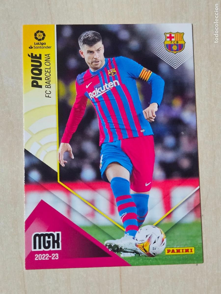 Fu&szlig;ball-Sticker: CROMO N&ordm; 70 PIQUE - MEGACRACKS 2022 23 -BARCELONA