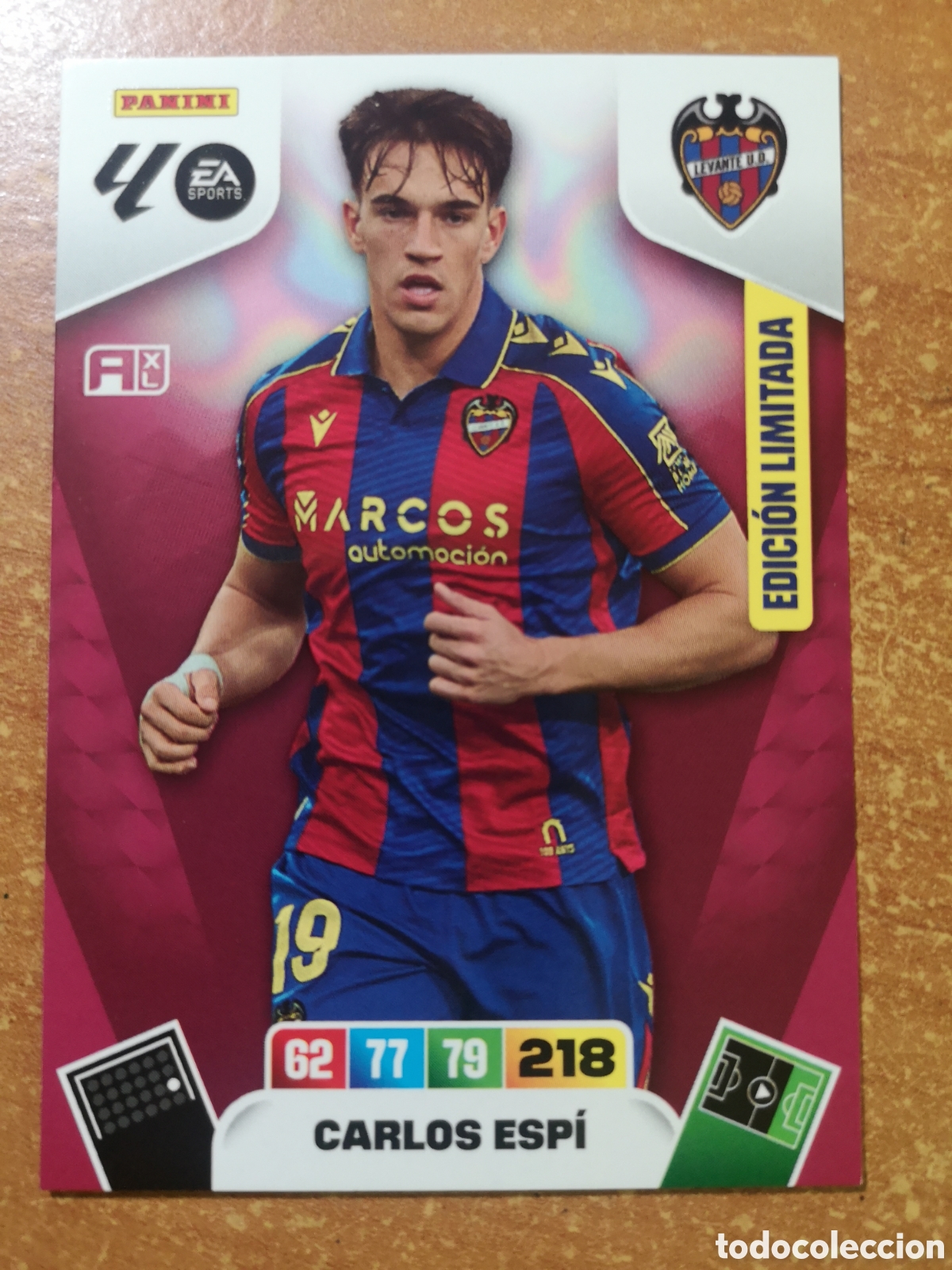 Fu&szlig;ball-Sticker: Carta ADRENALYN XL 2025-2026 LALIGA EDICI&Oacute;N LIMITADA CARLOS ESPI (Levante)