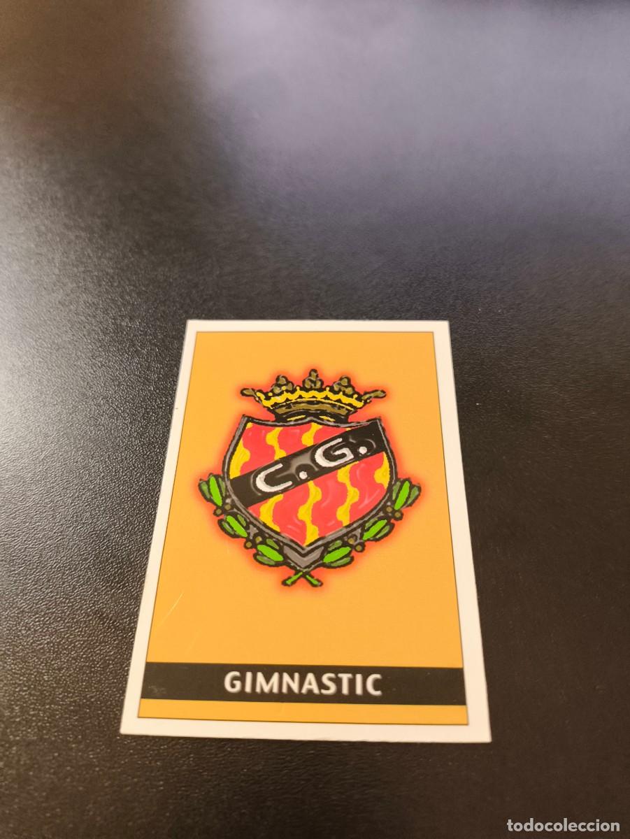 Cromos de F&uacute;tbol: 441 GIMNASTIC ESCUDO PLANTILLA MUNDICROMO FICHAS LIGA 2001 2002 01 02 NO PANINI ESTE