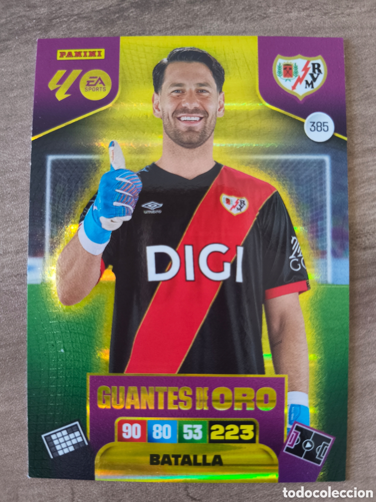 Cromos de F&uacute;tbol: Batalla Guantes de Oro 385 Rayo Vallecano Adrenalyn XL Liga 25 26