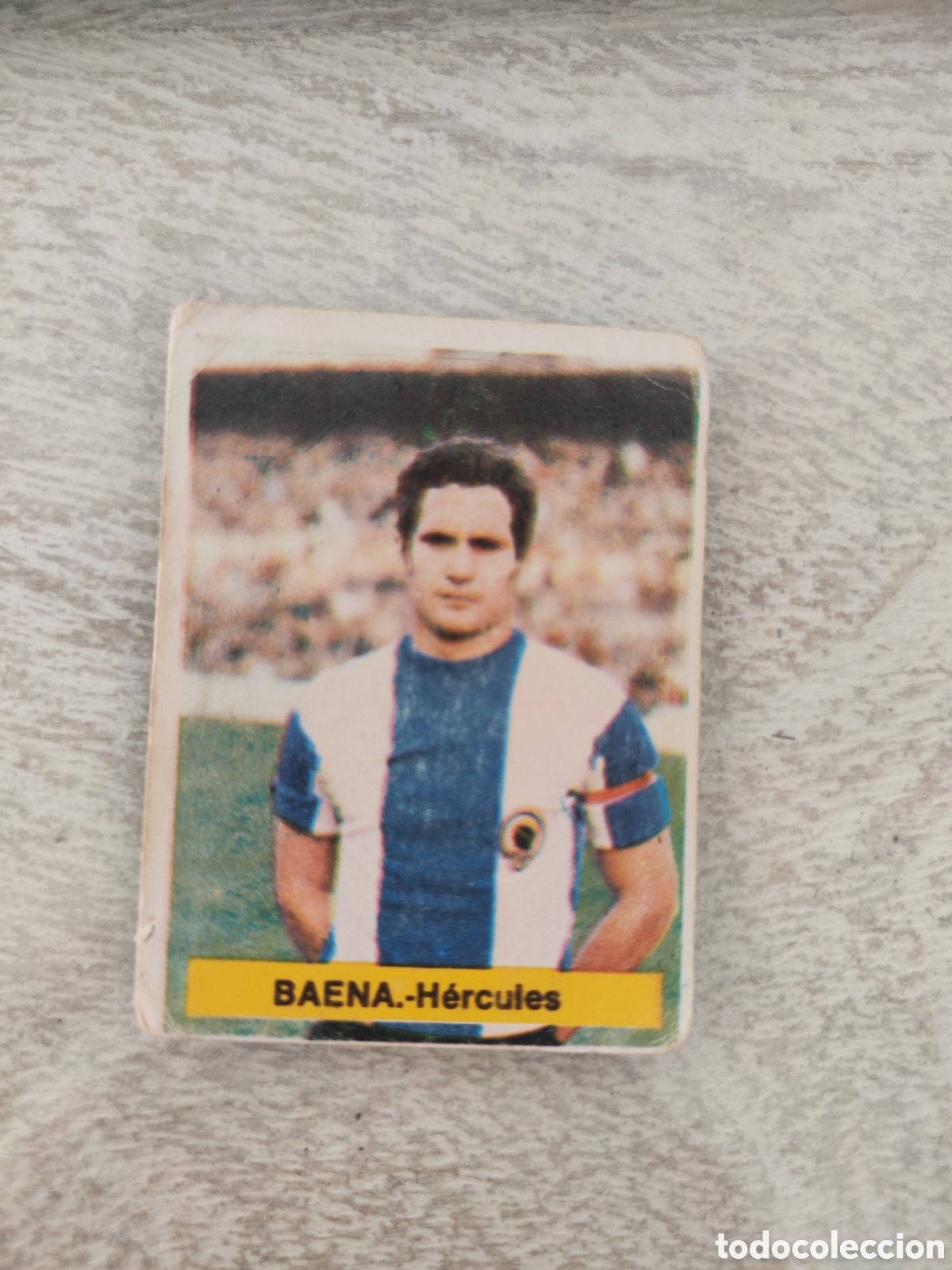 Fu&szlig;ball-Sticker: Fini 75 76 sin pegar dep&oacute;sito MA H&eacute;rcules Baena LEER