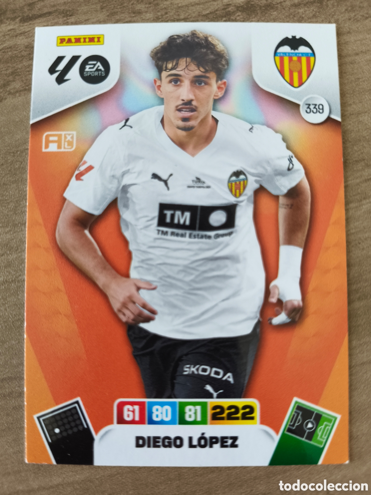 Football Stickers: Diego Lopez 339 Valencia Adrenalyn XL Liga 25 26