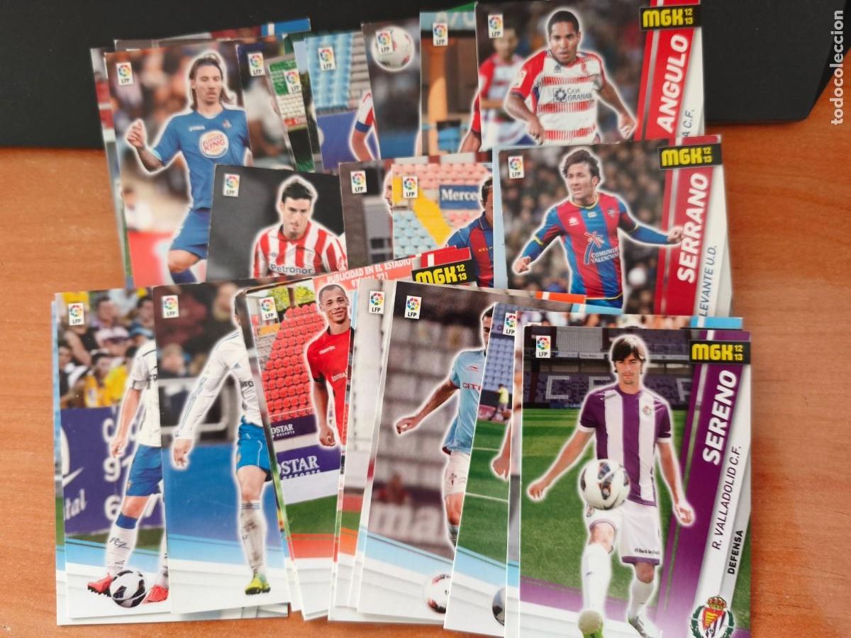 Cromos de F&uacute;tbol: megacracks, 2012 13 contiene 31 cromos