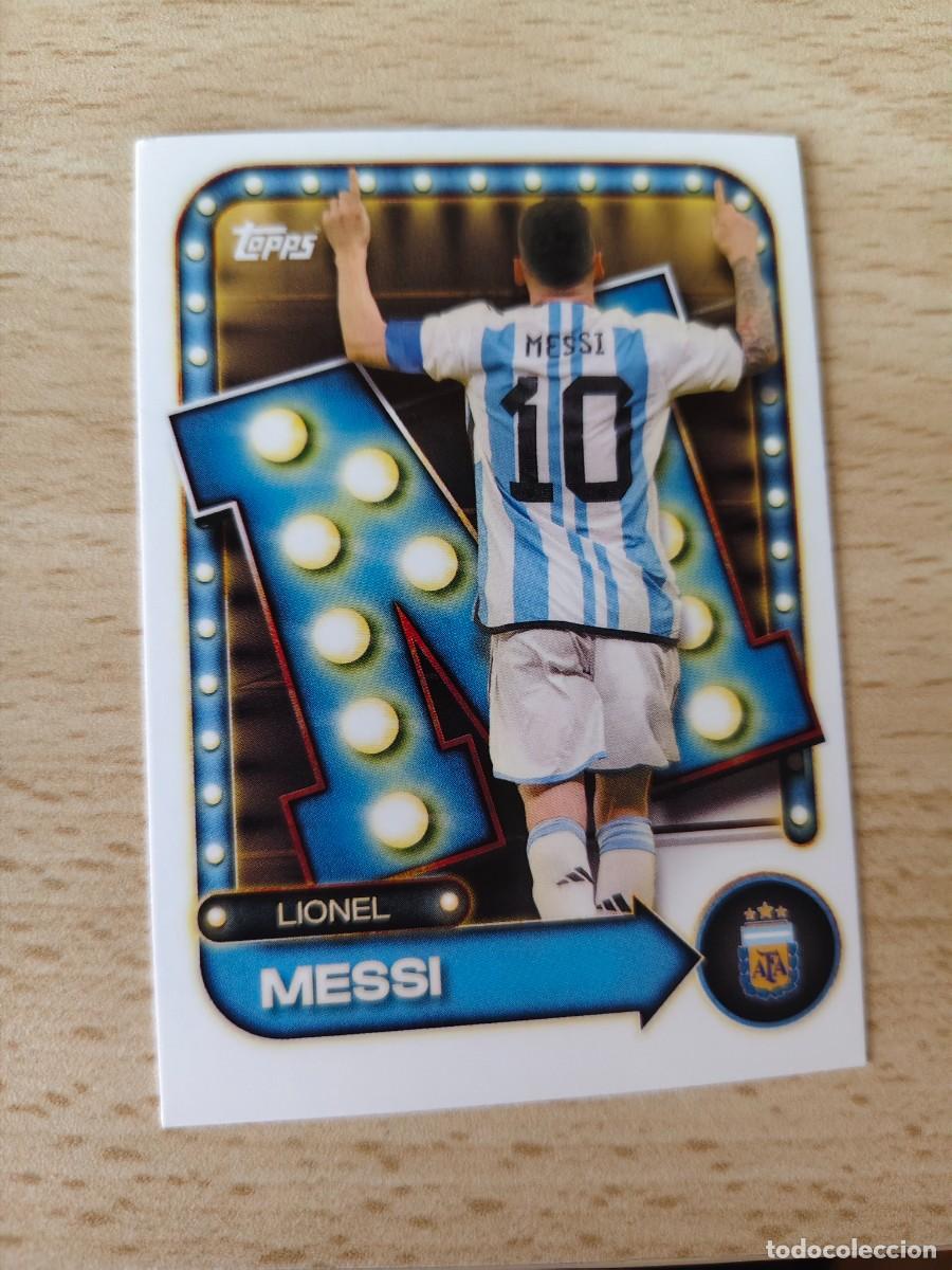 Cromos de F&uacute;tbol: 26 COLLECTOR TIN ARGENTINA 25 26 LIONEL MESSI NAME IN LIGHTS TOPPS 2025 2026