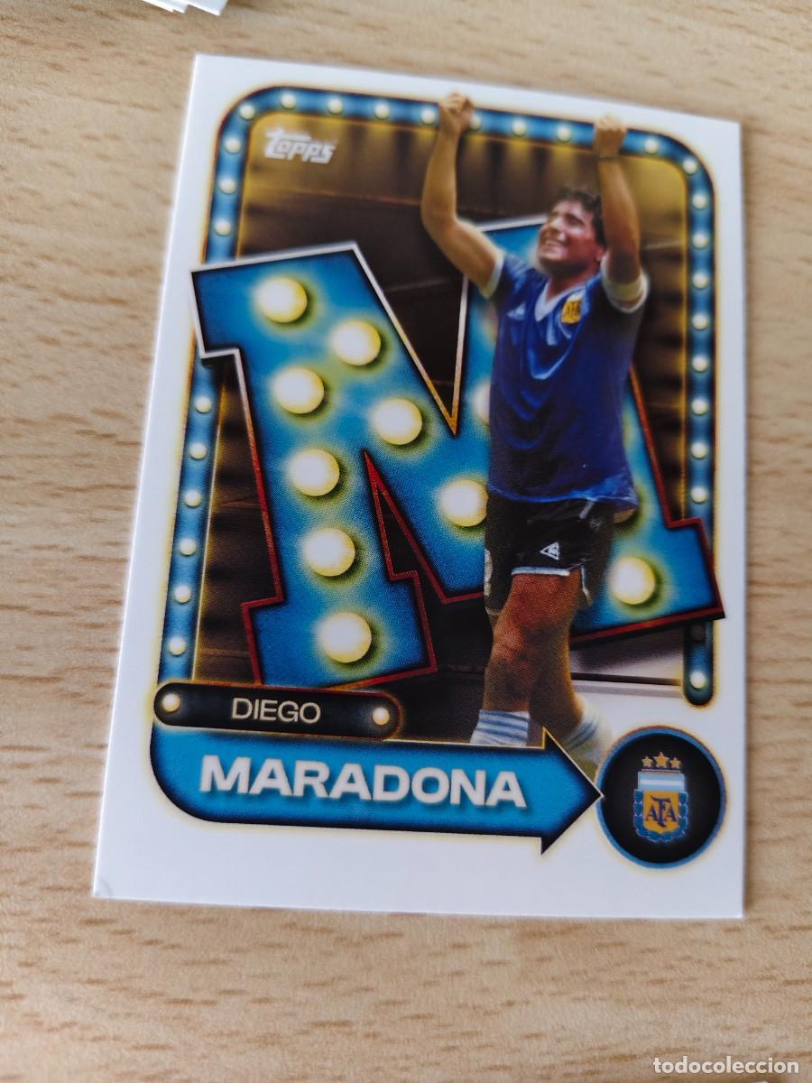 Cromos de F&uacute;tbol: 25 COLLECTOR TIN ARGENTINA 25 26 DIEGO MARADONA NAME IN LIGHTS TOCADA ESQUINA TOPPS 2025 2026