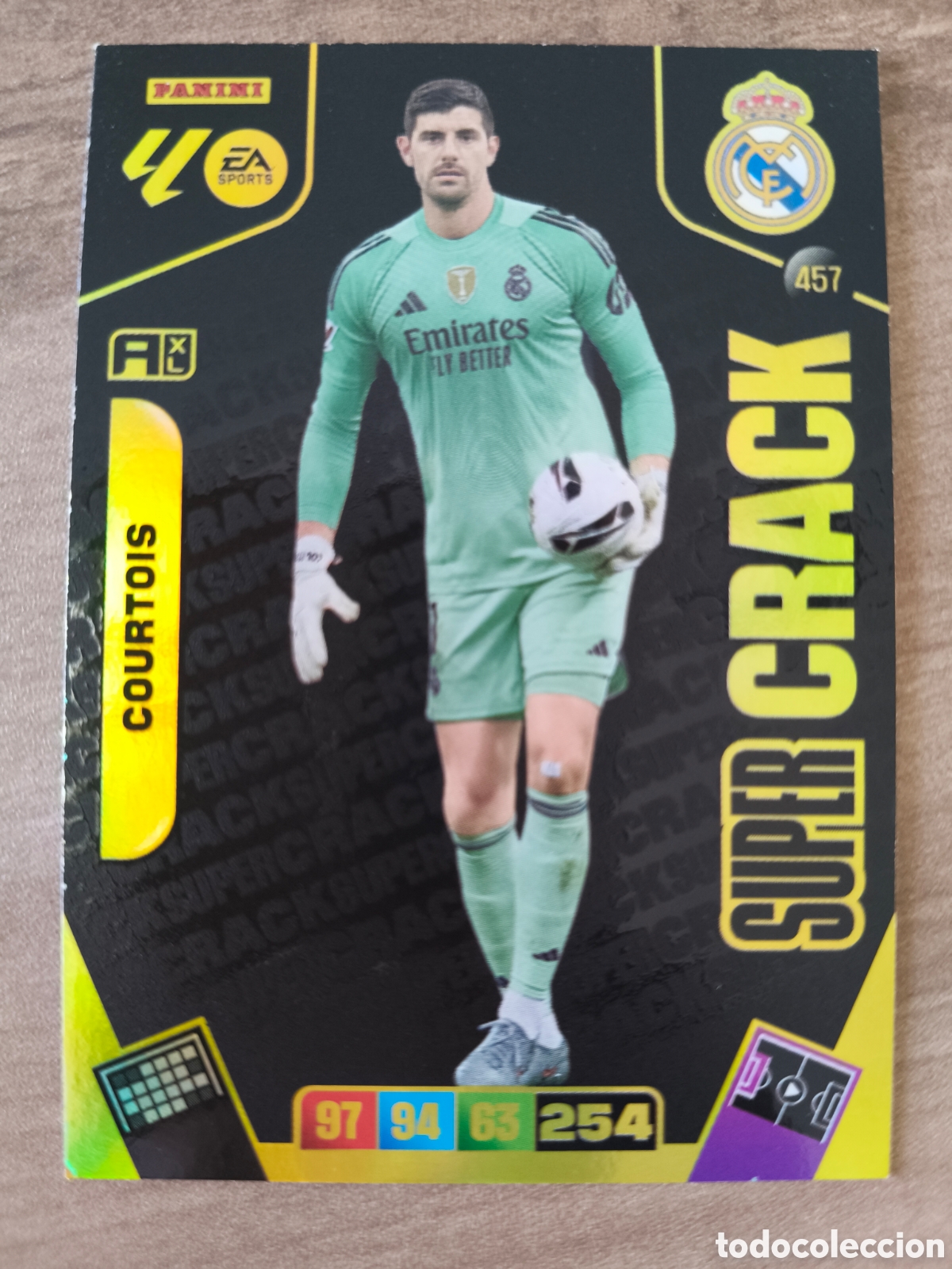 Cartes &agrave; collectionner de Football: Super Crack Courtois 457 Real Madrid Adrenalyn XL Liga 25 26