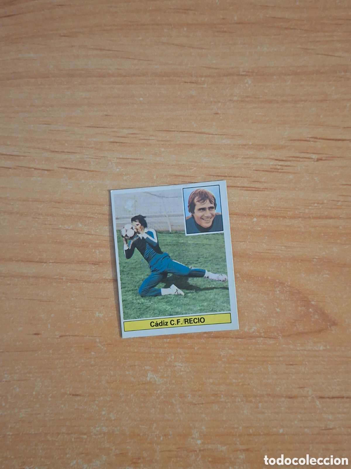 Fu&szlig;ball-Sticker: Este 81 82 recio cadiz baja despegado ver fotos