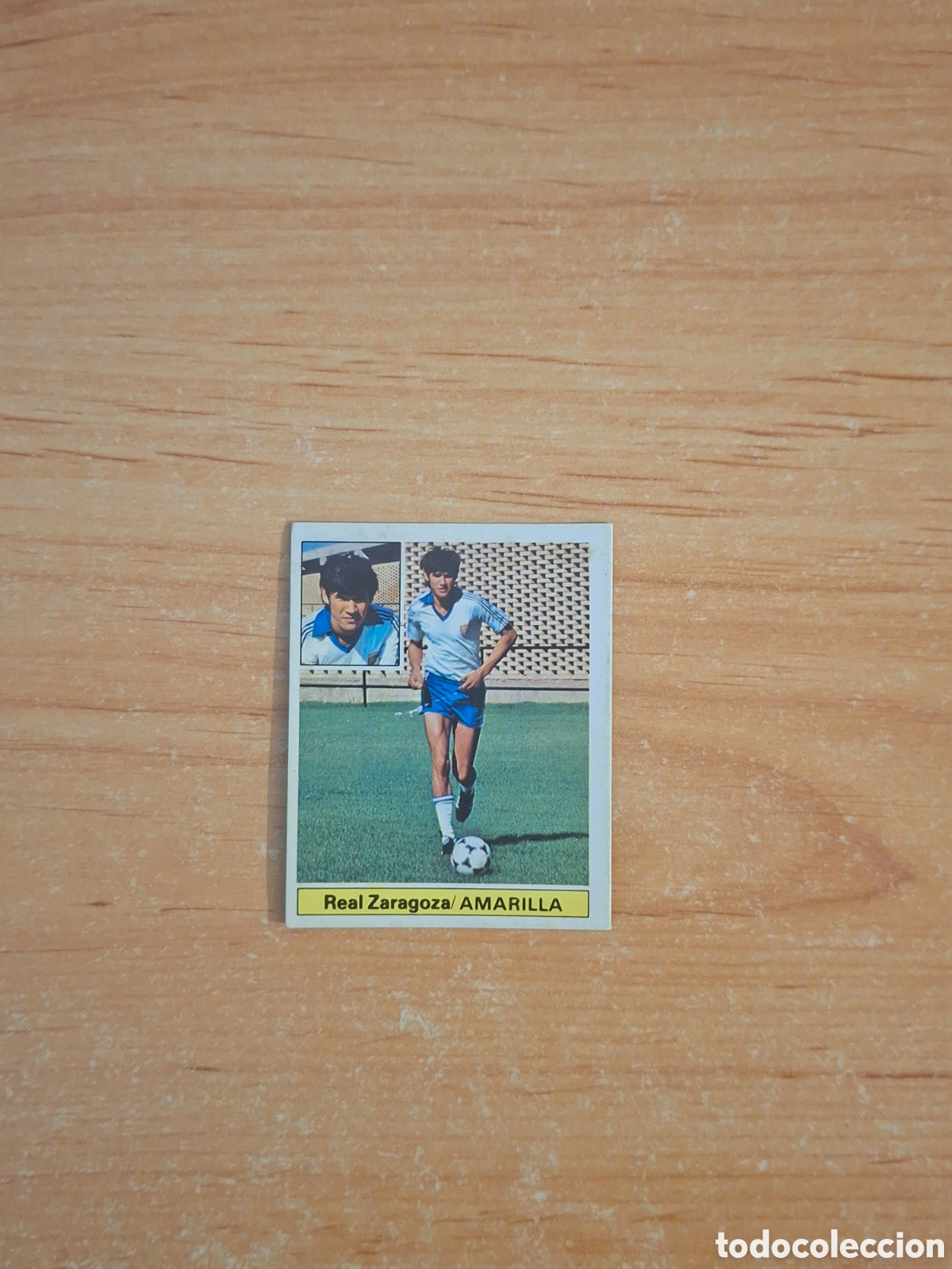 Fu&szlig;ball-Sticker: Este 81 82 amarilla Zaragoza coloca despegado ver fotos