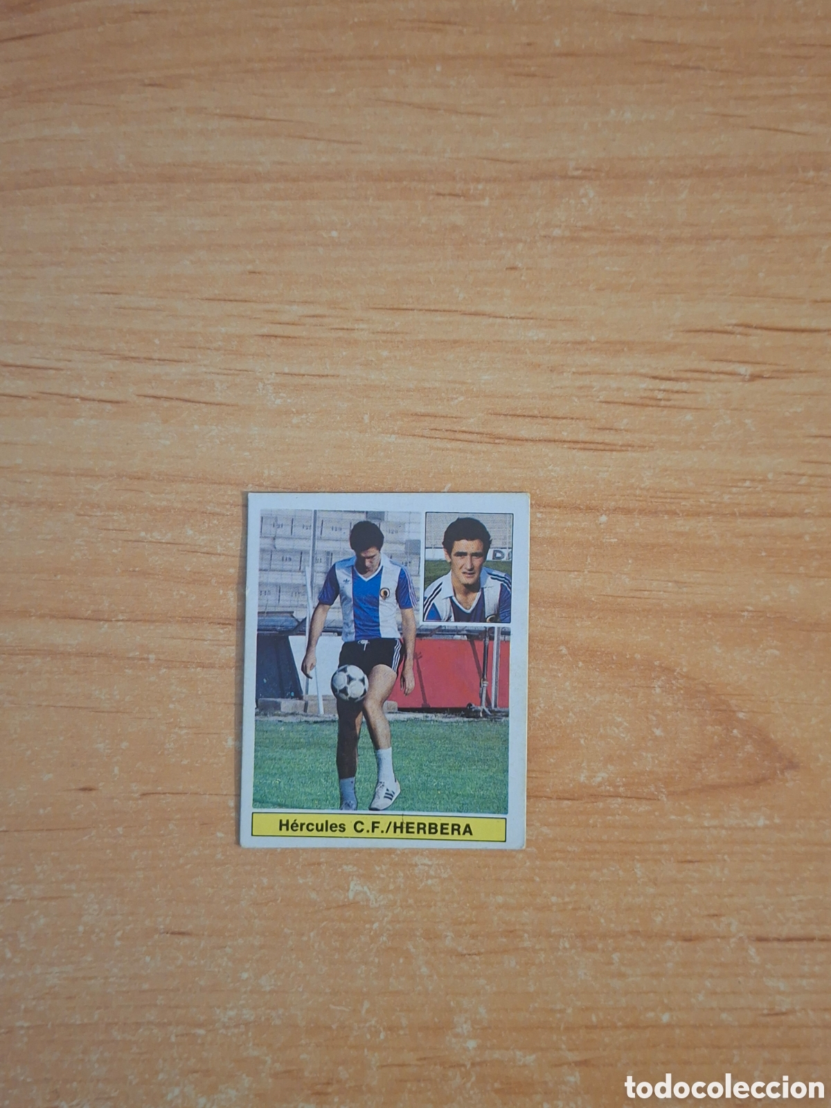 Fu&szlig;ball-Sticker: Este 81 82 herbera h&eacute;rcules coloca despegado ver fotos