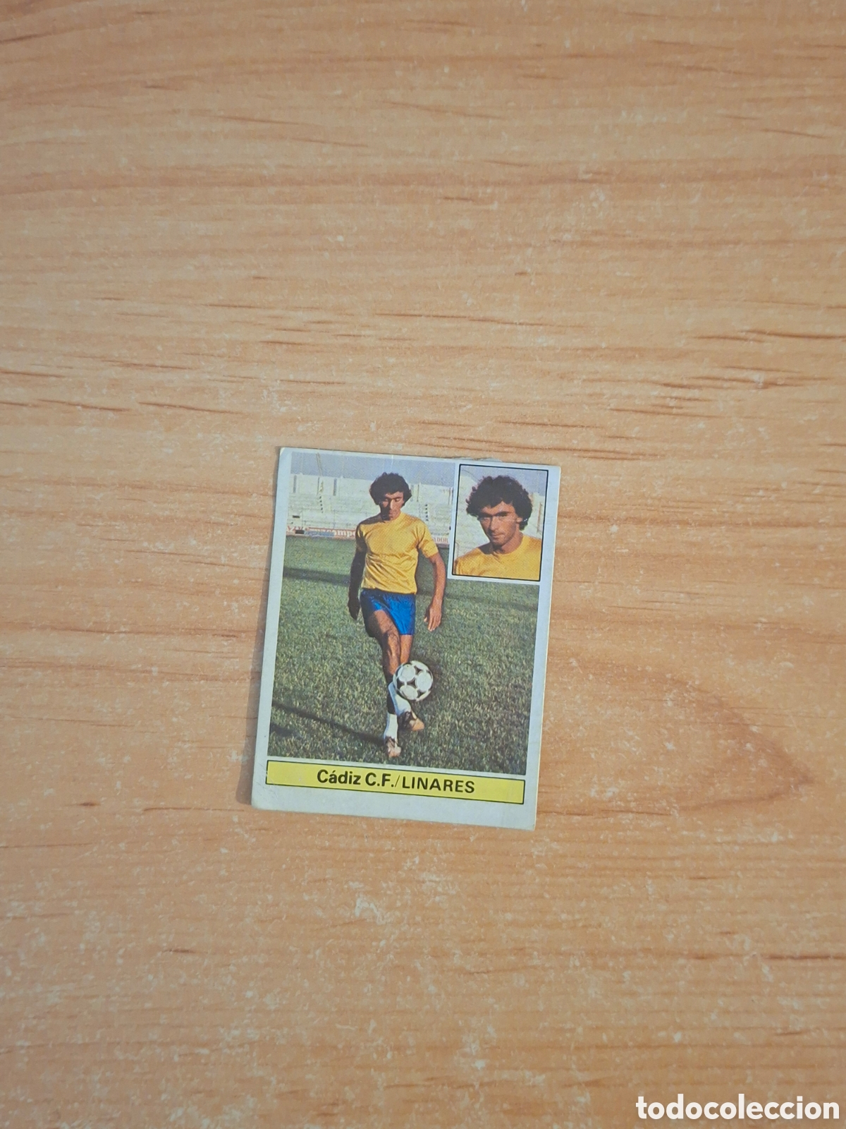 Fu&szlig;ball-Sticker: Este 81 82 linares cadiz coloca despegado ver fotos