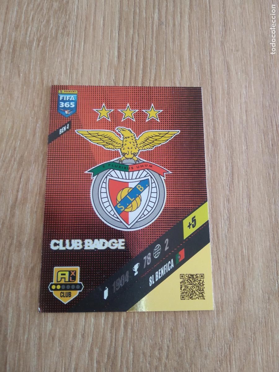 Cromos de F&uacute;tbol: BEN 4 ESCUDO BENFICA CROMO FUTBOL PANINI ADRENALYN 23-24 FIFA 365 2023-2024