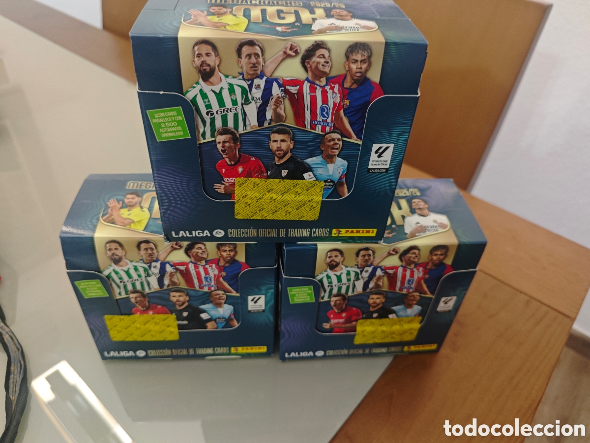 Cromos de F&uacute;tbol: 3 cajas megacrack 2025-26 presintadas 2 edicion