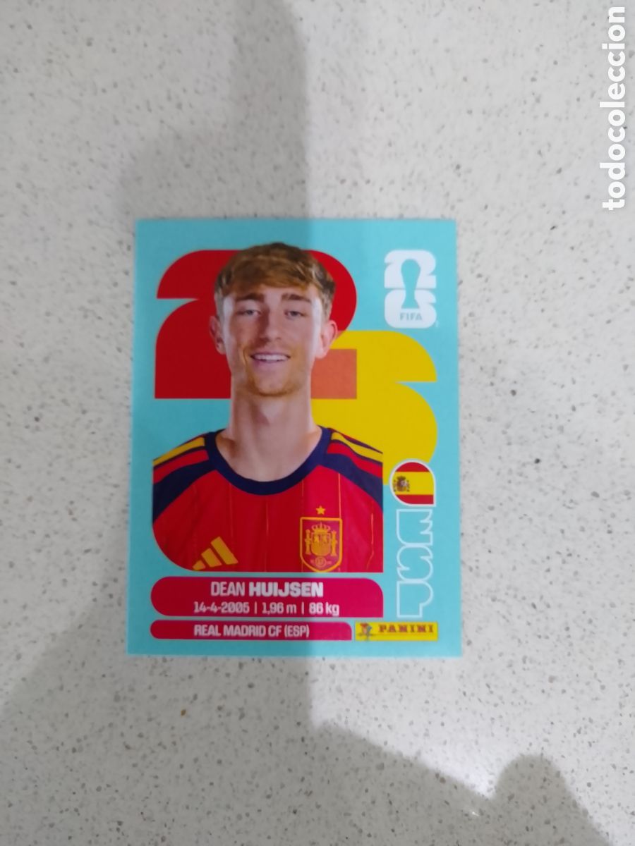 Cromos de F&uacute;tbol: CROMO N&Uacute;MERO 5 HUIJSEN ESPA&Ntilde;A. MUNDIAL 2026. PANINI.