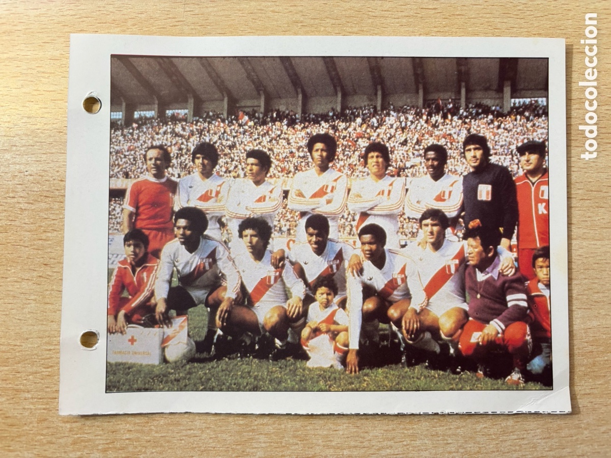 Cromos de F&uacute;tbol: # 105 Selecci&oacute;n Peru Las Estrellas del Mundial 82 mide 18x14 cm