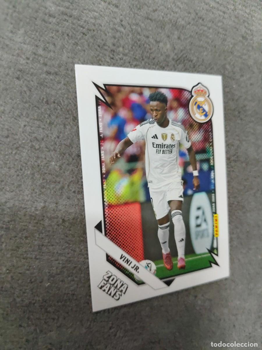 Cartes &agrave; collectionner de Football: 44 PANINI CLUB REAL MADRID 25 26 VINI JR. ZONA FANS 2025 2026