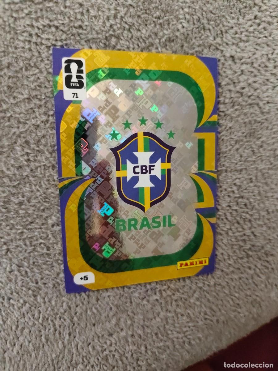Cromos de F&uacute;tbol: 71 WORLD CUP 2026 TEAM CREST BRASIL ESCUDO ADRENALYN MUNDIAL PANINI 26
