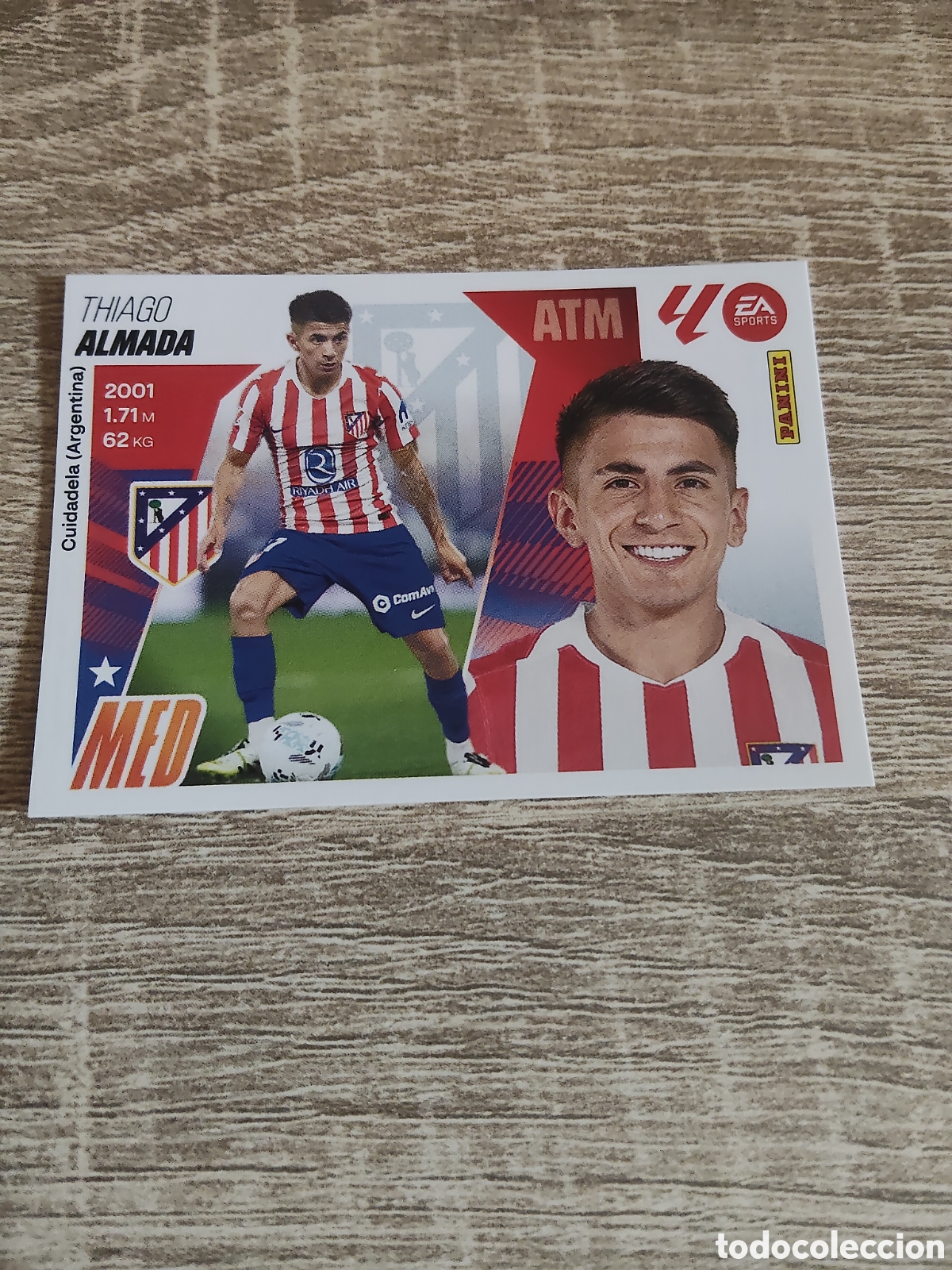Fu&szlig;ball-Sticker: Almada coloca Atletico de Madrid liga 2025 2026 25 26 ediciones este