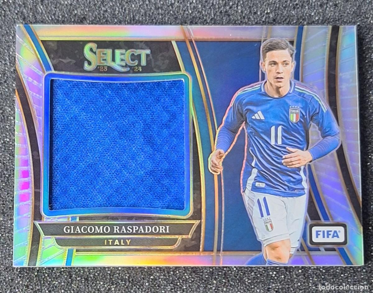 Cromos de F&uacute;tbol: Giacomo Raspadori Italia Panini Select Soccer Silver Prizm Jumbo Swatches