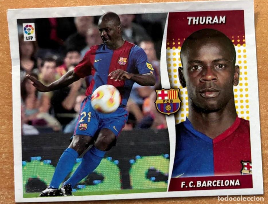 Cartes &agrave; collectionner de Football: EDICIONES ESTE 2006-2007 06 07 THURAM (FC BARCELONA) DOBLE VERSI&Oacute;N VENTANILLA LEER