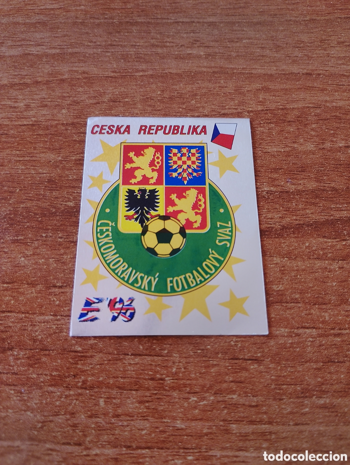 Fu&szlig;ball-Sticker: N&deg;215 ESCUDO CESKA REPUBLIKA (REP&Uacute;BLICA CHECA) EURO INGLATERRA 96 PANINI EUROPA 1996. NUNCA PEGADO