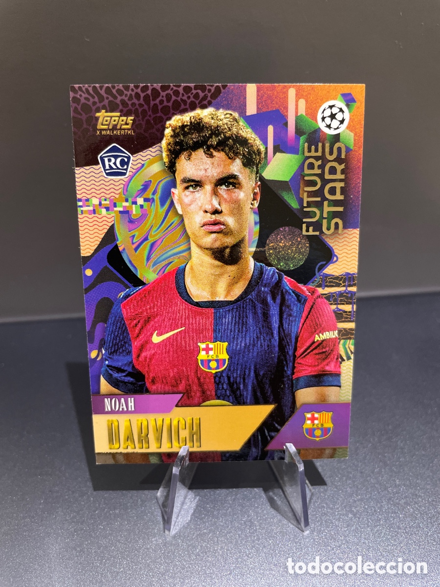 Fu&szlig;ball-Sticker: Noah Darvich Rookie Future Stars Topps Gold 2024-25 X Walkertkl FC Barcelona