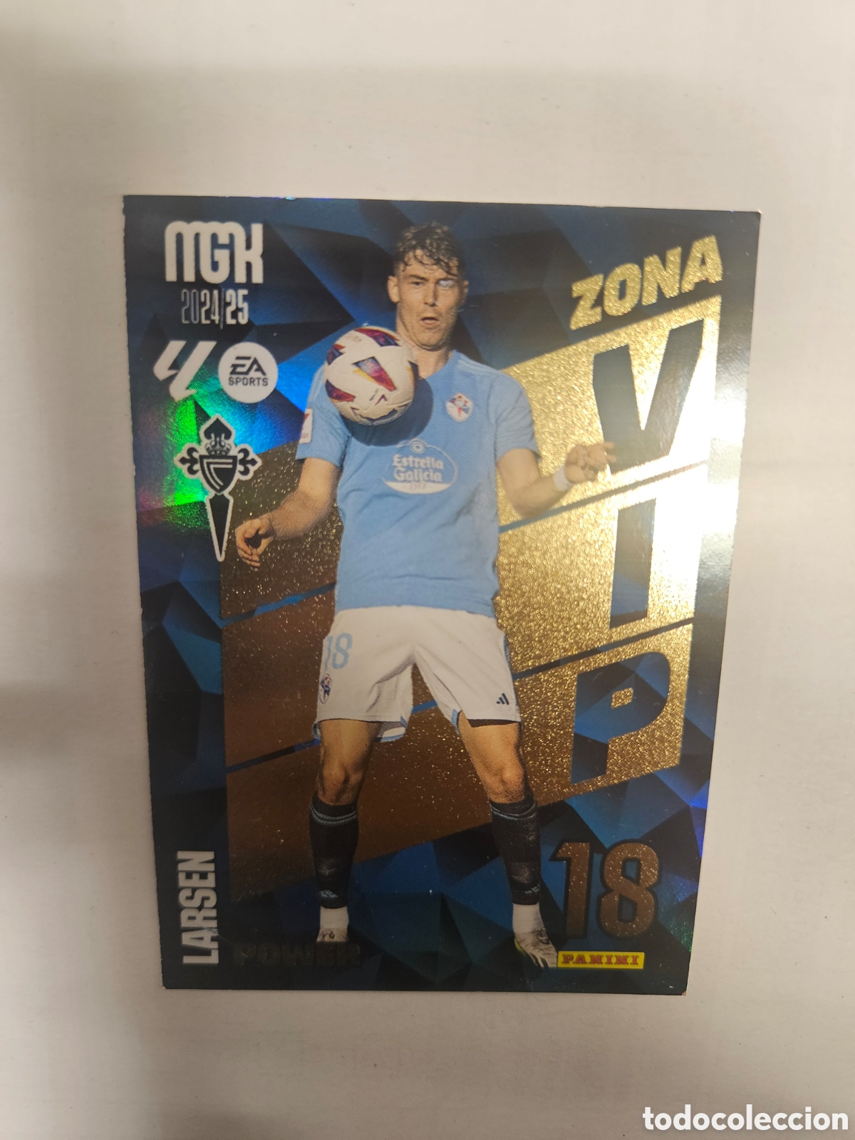Cromos de F&uacute;tbol: CARD MEGACRACKS TEMPORADA 24/25: ZONA VIP POWER LARSEN, N&deg; P398