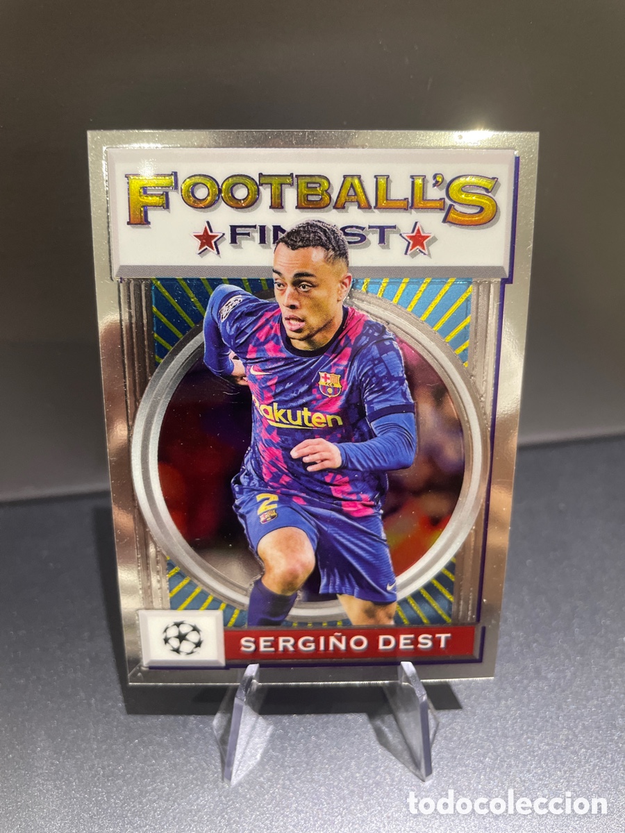 Cartes &agrave; collectionner de Football: Sergi&ntilde;o Dest 104 Topps Finest 2021-22 FC Barcelona