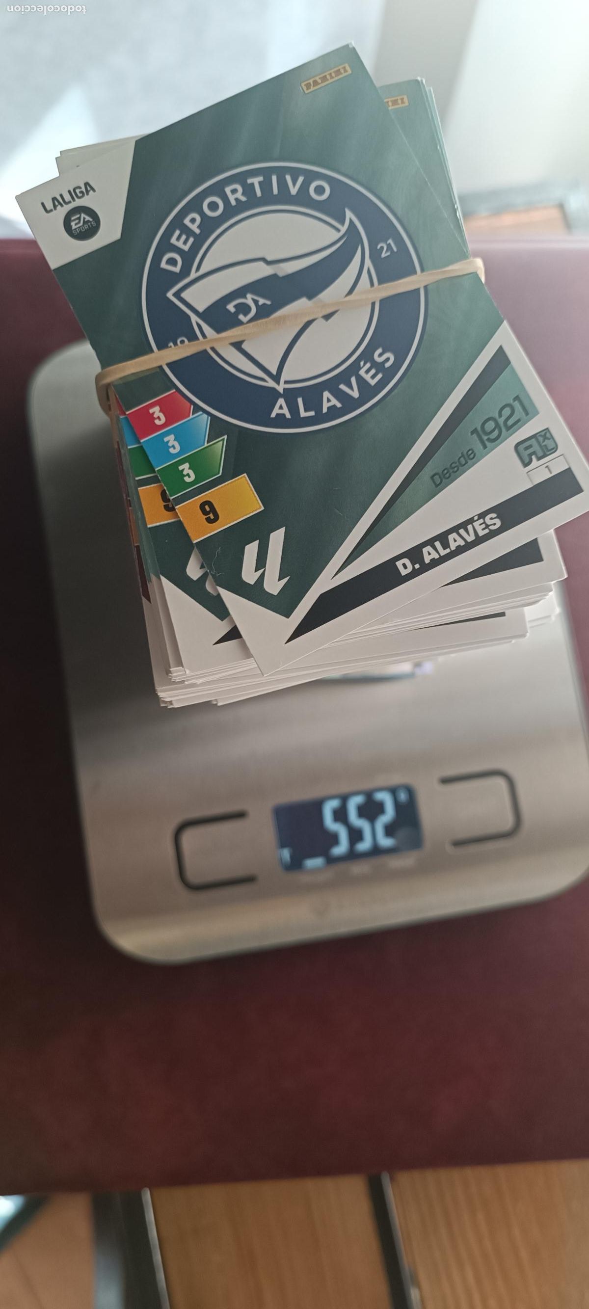 Cromos de F&uacute;tbol: LOTE DE CROMOS ADRENALYN 2023 24 - M&Aacute;S DE 500 GRAMOS - HAY REPETIDOS - OFERTA