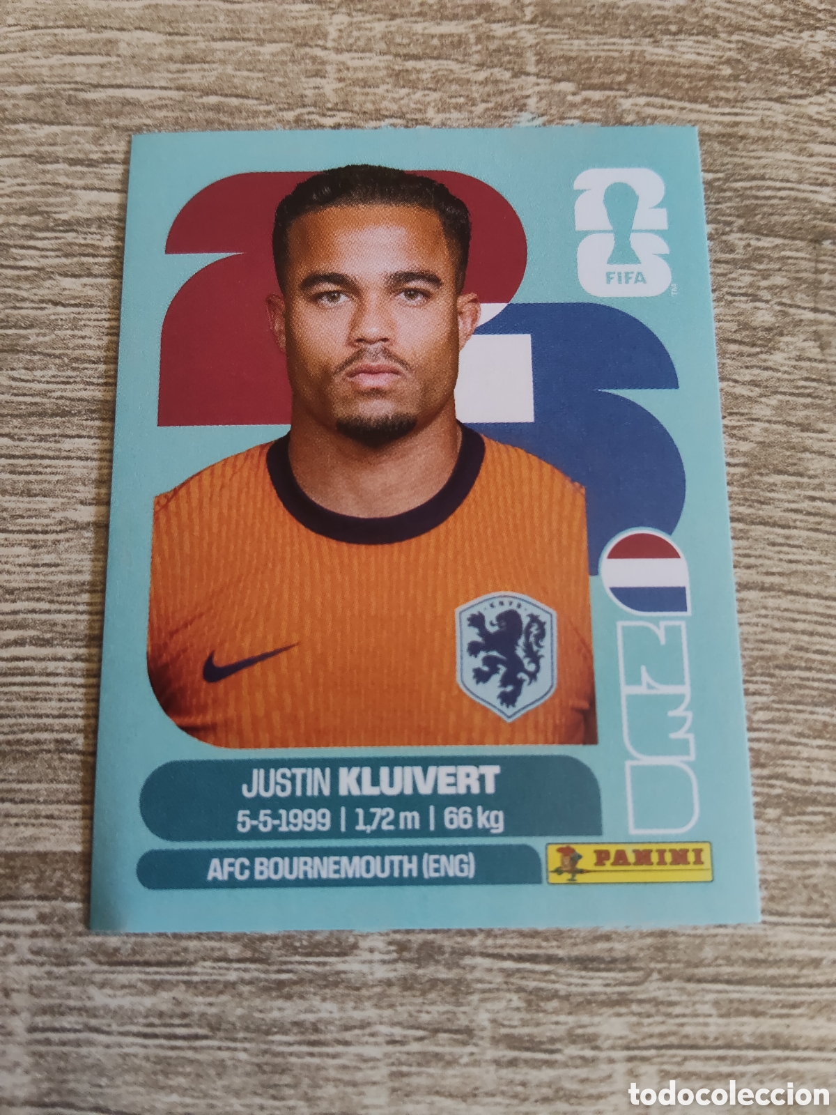 Cartes &agrave; collectionner de Football: Panini mundial 2026 NED 16 Justin Kluivert Holanda