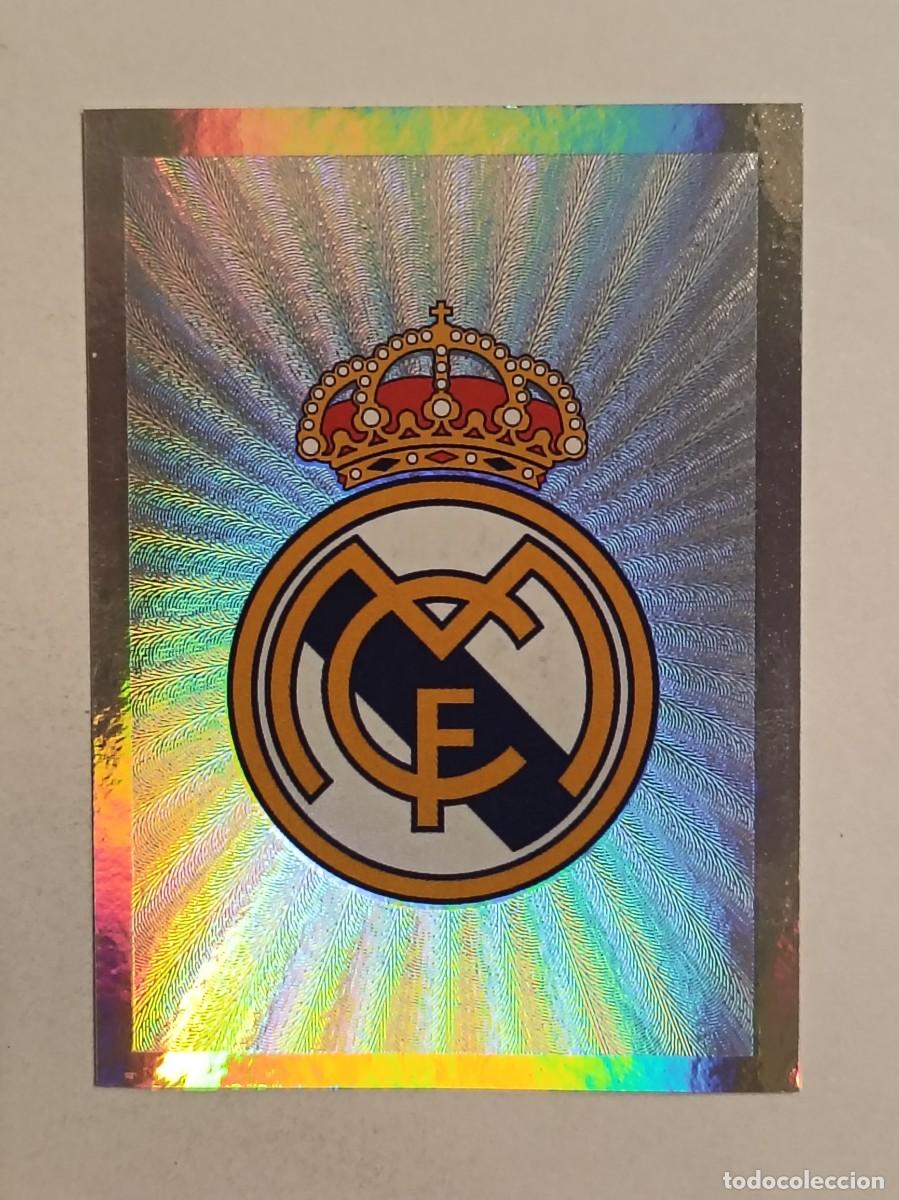 Figurine di Calcio: #32 ESCUDO (REAL MADRID) UEFA CHAMPIONS LEAGUE 2015/2016 TOPPS