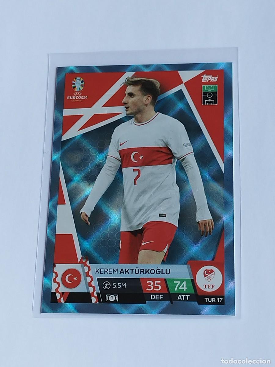 Cromos de F&uacute;tbol: AKTURKOGLU BLUE CRYSTAL TUR 17 TURQU&Iacute;A AZUL PARALELA TOPPS EUROCOPA 2024 MATCH ATTAX UEFA EURO TUR17