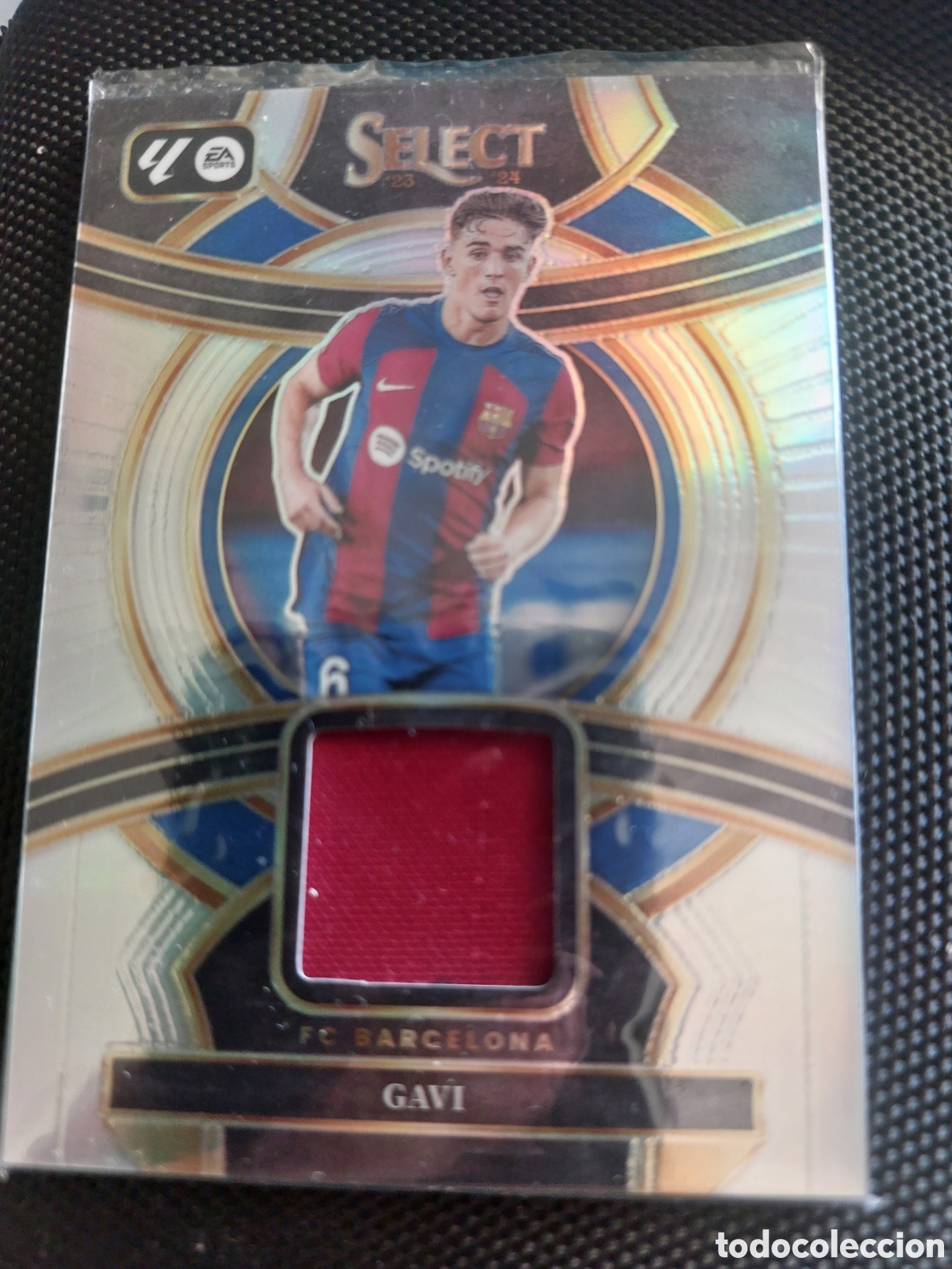 Cartes &agrave; collectionner de Football: CROMOS PANINI SELECT CON PARCHE GABI, RODRIGO , SORLTTH , DOBLE LAUTARO Y NICO y HAALAND GRAGEADA 9