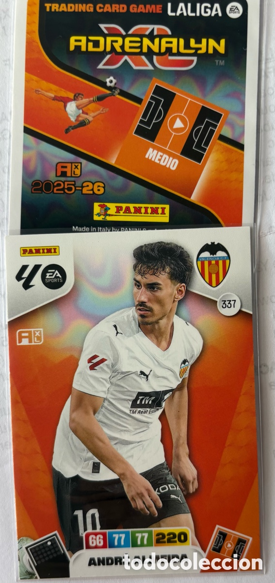 Football Stickers: ADRENALYN 25-26 VALENCIA