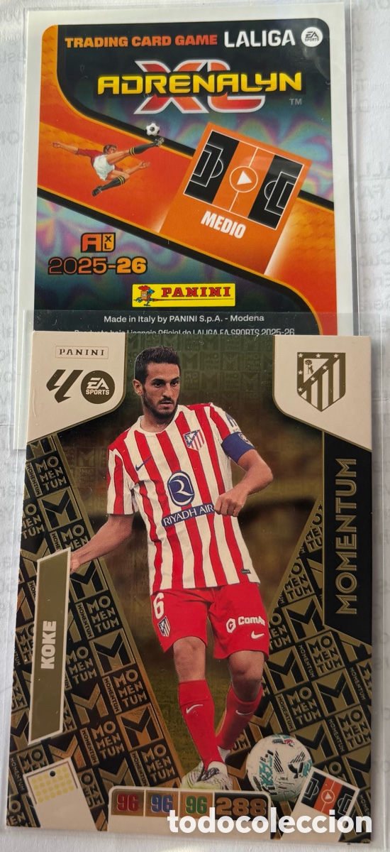 Figurine di Calcio: ADRENALYN 25-26 MOMENTUM KOKE