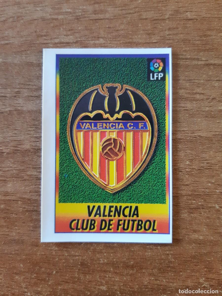 Cromos de F&uacute;tbol: N&deg;248 Escudo Valencia CF Liga 96-97 BOLLYCAO. Trasera Sigue La Liga. Nunca pegado, sin pegar