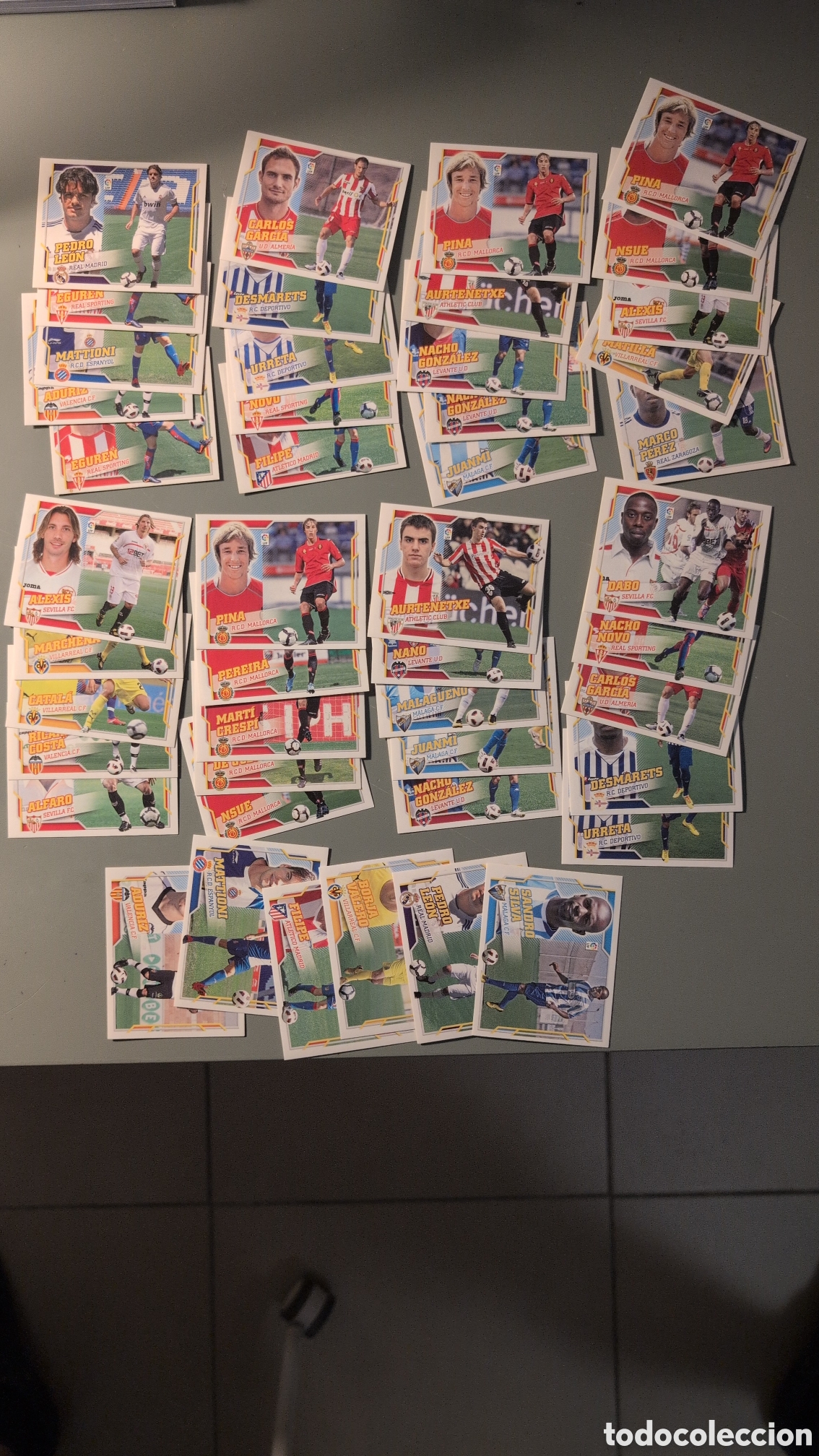 Cromos de F&uacute;tbol: LOTE 45 COLOCAS Y FICHAJES LIGA ESTE 2010/11 10 11 NUNCA PEGADOS SIN PEGAR