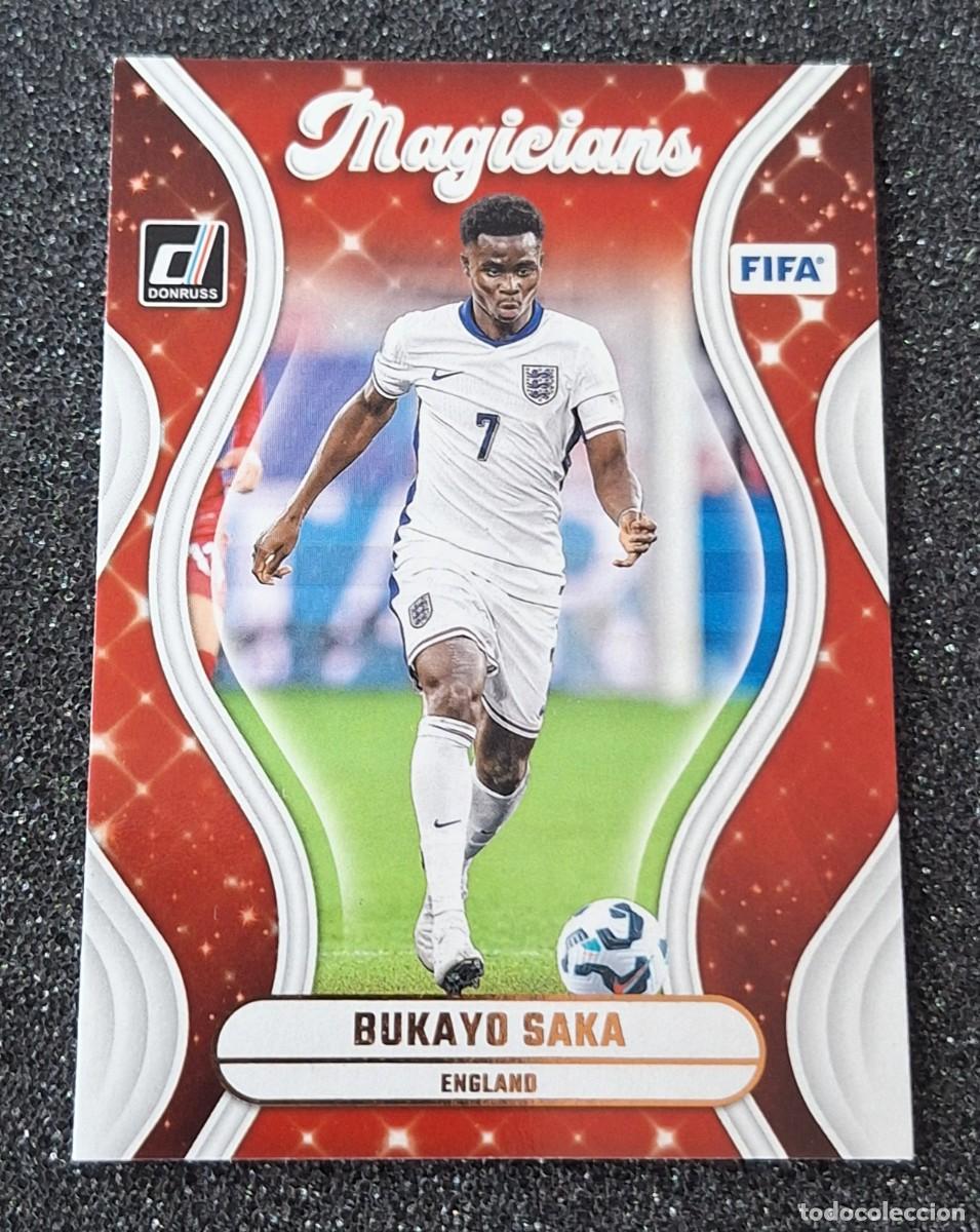 Cromos de F&uacute;tbol: Bukayo Saka Inglaterra Panini Donruss Soccer 2024-25 Magicians #1 Red