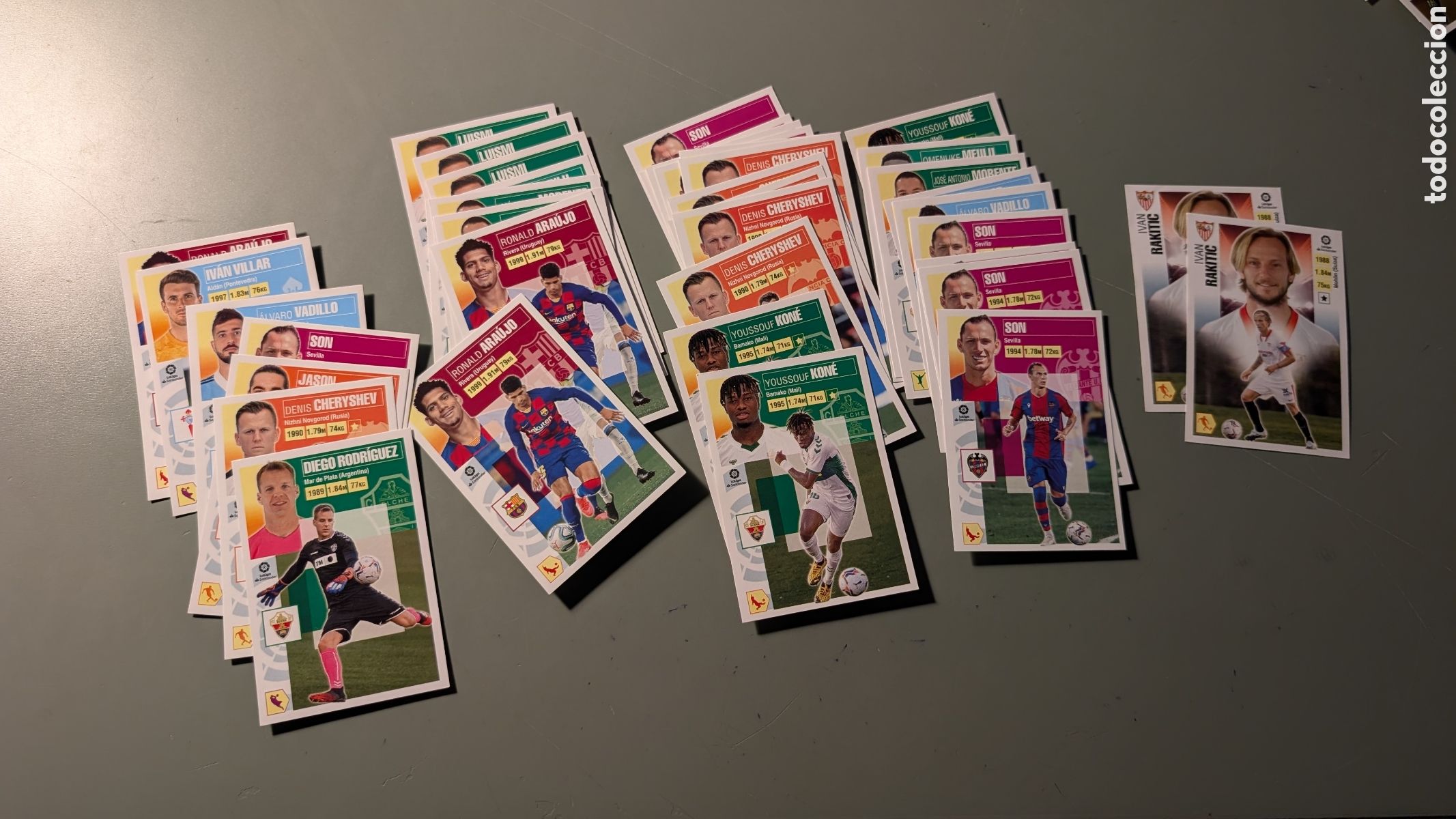 Cromos de F&uacute;tbol: LOTE 40 FICHAJES Y COLOCAS REPETIDOS LIGA ESTE 2020/21 20 21 NUNCA PEGADOS SIN PEGAR